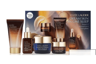 Estée Lauder's luxury overnight skincare gift set is perfect for self-care