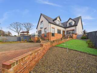For sale in Pontefract: Look inside a grand £600,000 family home, for sale in Featherstone