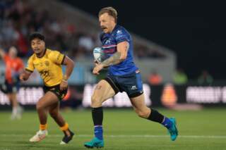 Wakefield Trinity defy red card to thrash local rivals Castleford Tigers – and move joint-top of Super League