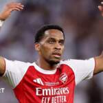 Jurrien Timber leaves Arsenal training camp with groin issue