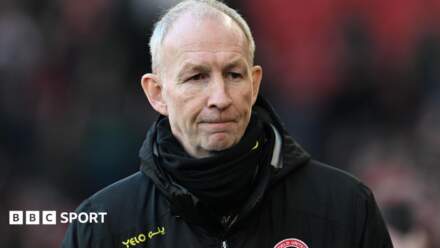Alan Knill: Huddersfield Town appoint assistant head coach
