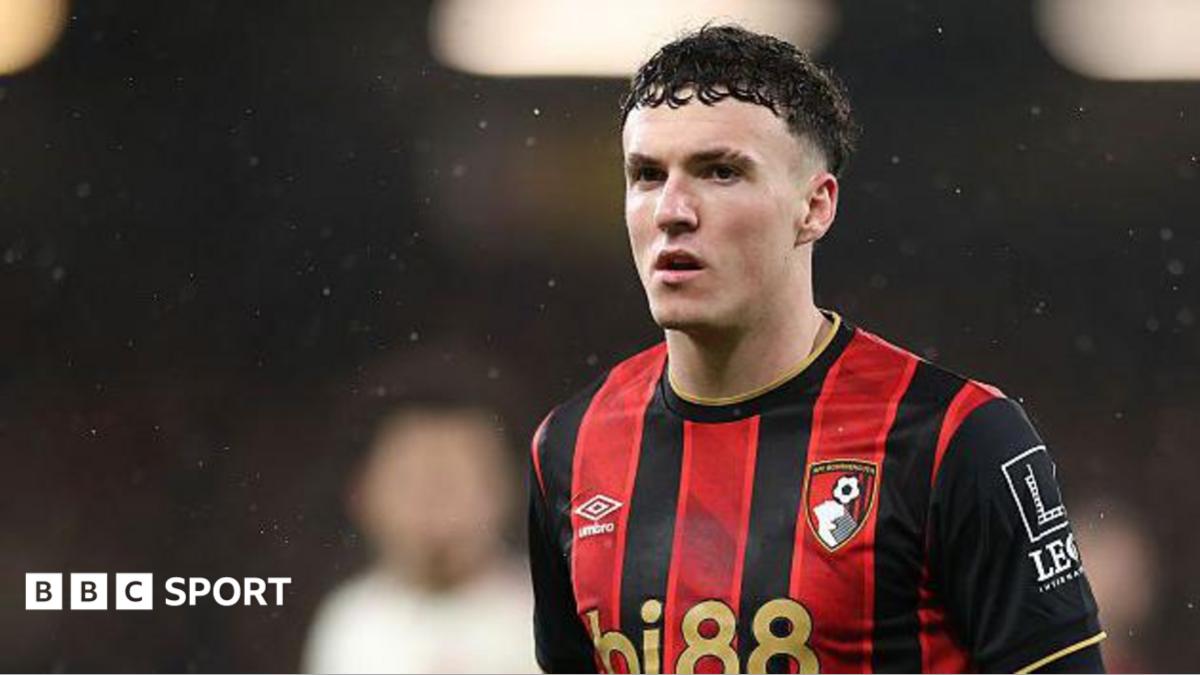 Alex Jimenez: Suspended Bournemouth defender set for Fiorentina loan move