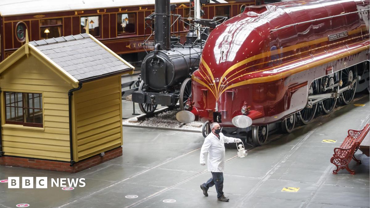 National Railway Museum street signs approved after tourists end up lost