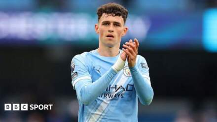 Phil Foden: Manchester City midfielder signs new four-year deal