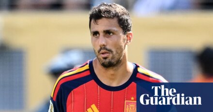 Barcelona make improved £51m bid for Rodri as Manchester City target Fernández | Manchester City