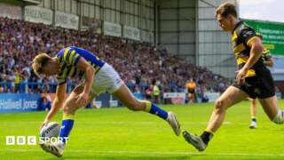 Super League: Warrington Wolves 30-10 York Knights: Teenager Irwin shines for Wire