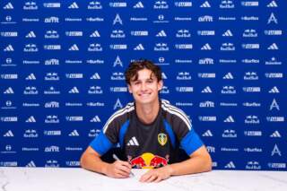 Rapid hat-trick and further Leeds United boost as attacker signs new deal