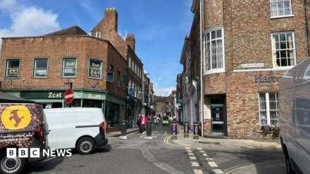 York traders call for action over street drinking