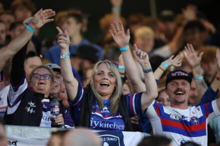 22 FAN-tastic photos: Bumper proud fans and action gallery as Wakefield Trinity dramatically edged out by Super League leaders Leeds Rhinos