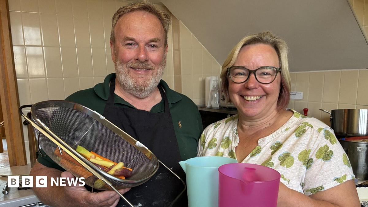 Sheffield couple set up lunch club – but it has nobody to feed