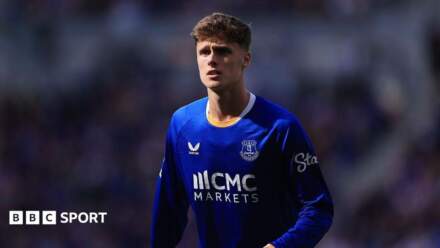 Harrison Armstrong: Nottingham Forest bid £40m for Everton teenager
