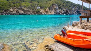 European ‘hidden gem’ is the ‘perfect place to visit in autumn’ at 23C and has ‘best beach in October’