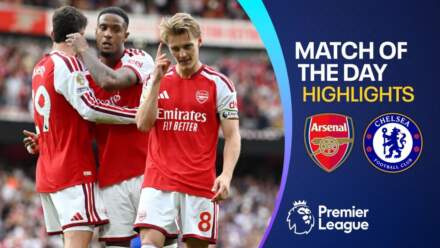 Champions Arsenal come from behind to beat Chelsea