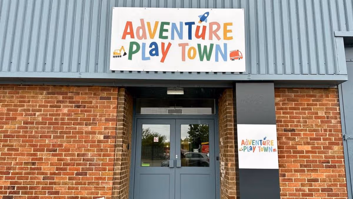 From Hollywood to Hull – award-winning director gives local play centre the movie treatment