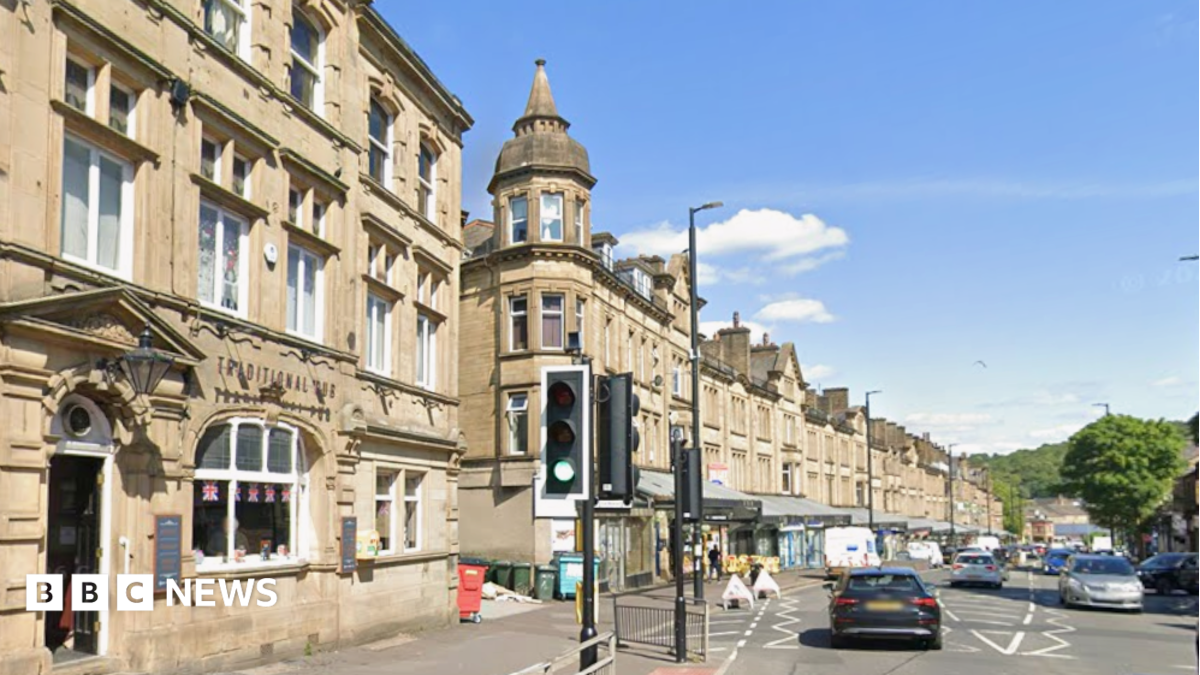 Knifeman who stabbed pub-goer in the stomach in Keighley jailed