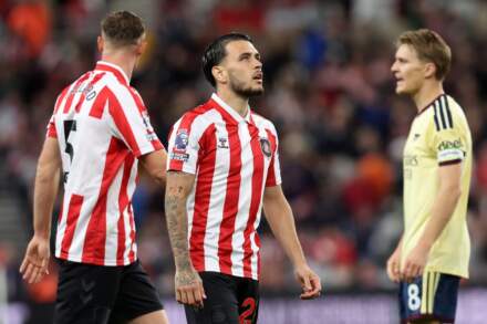Leeds United relegation odds v Sunderland, Palace, Forest, Hull: Bookies predicted final Premier League table
