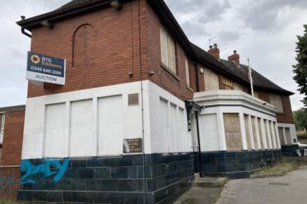 Albion Inn: Former Wakefield pub to go under the hammer