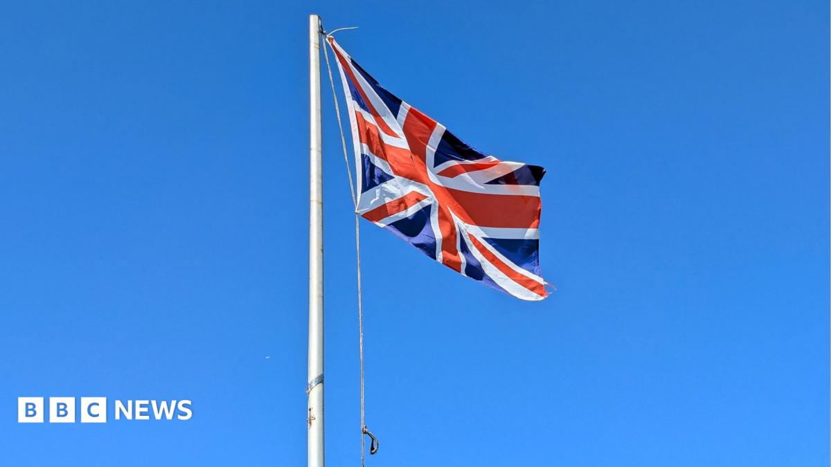 Kirklees: Call for review of Reform UK’s council flag policy