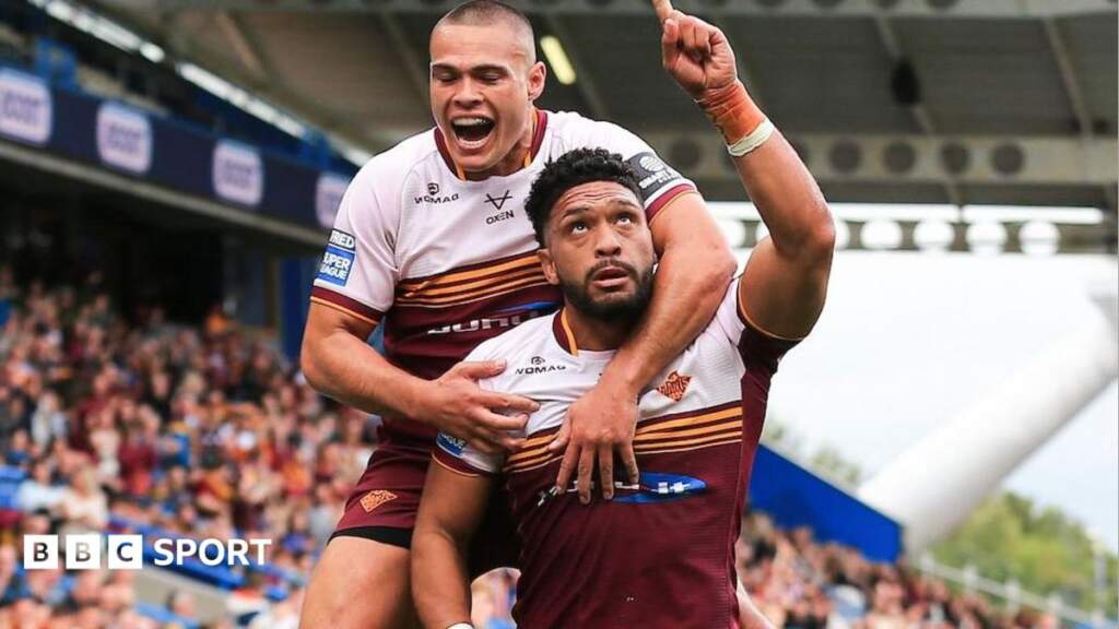 Super League: Huddersfield Giants 48-16 Castleford Tigers
