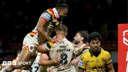 Super League: Bradford Bulls 32-22 Castleford Tigers – bottom side end losing run